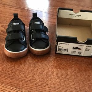 Leather Velcro converse toddler 6